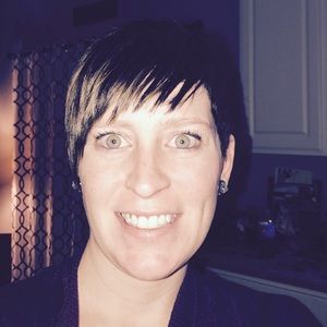 Meet your Posher, Deanna